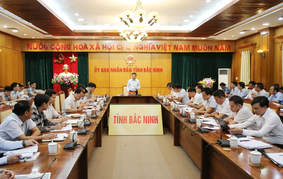 Phó Chủ tịch UBND tỉnh Đào Quang Khải đôn đốc tiến độ một số dự án nhà ở xã hội khu...
