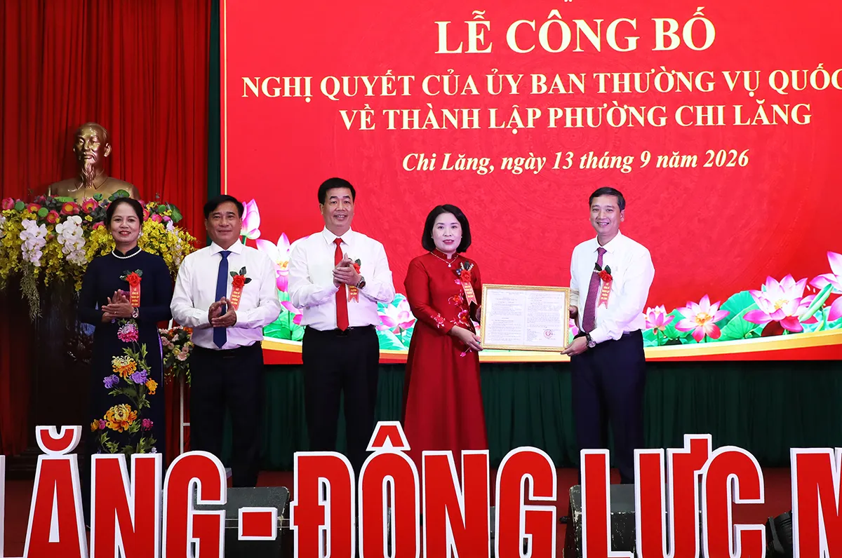 Phó Bí thư Tỉnh ủy, Chủ tịch HĐND tỉnh Nguyễn Việt Oanh: Xây dựng phường Chi Lăng...