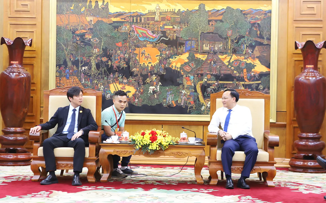 Phó Chủ tịch UBND tỉnh Phạm Văn Thịnh tiếp xã giao Đoàn công tác của Ủy ban ngành...