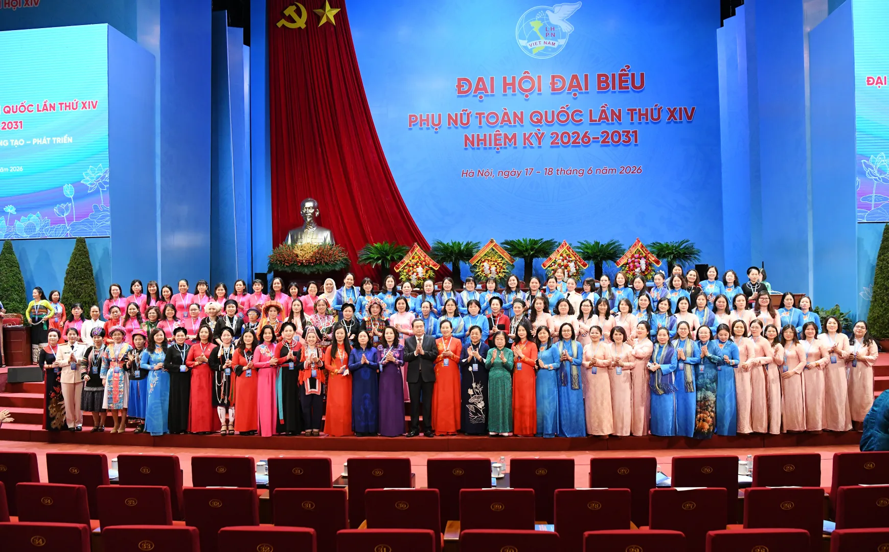 Đoàn đại biểu Phụ nữ tỉnh Bắc Ninh dự phiên trọng thể Đại hội đại biểu Phụ nữ toàn...